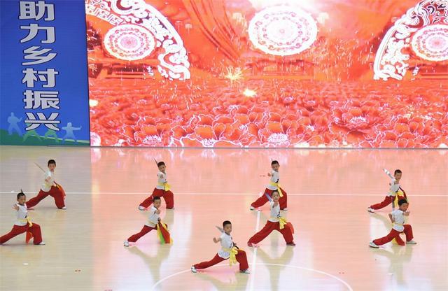 2024年全国健身气功交流展示安徽分会场活动在定远成功举办(图4)